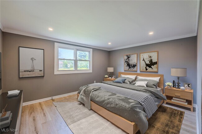 Building Photo - 34690 Beachpark Dr
