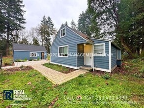 Building Photo - 3316 46th St E