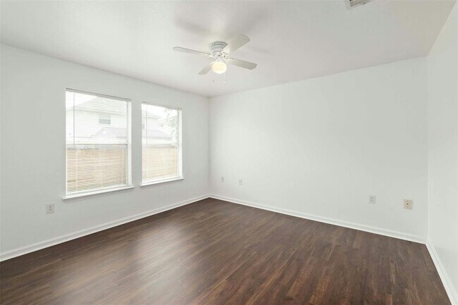 Building Photo - 12409 Sky Harbor Dr
