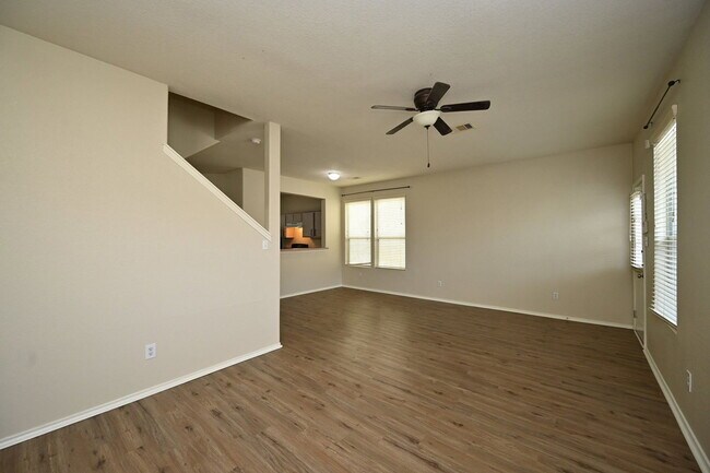 Building Photo - 16806 Mammoth Springs Dr