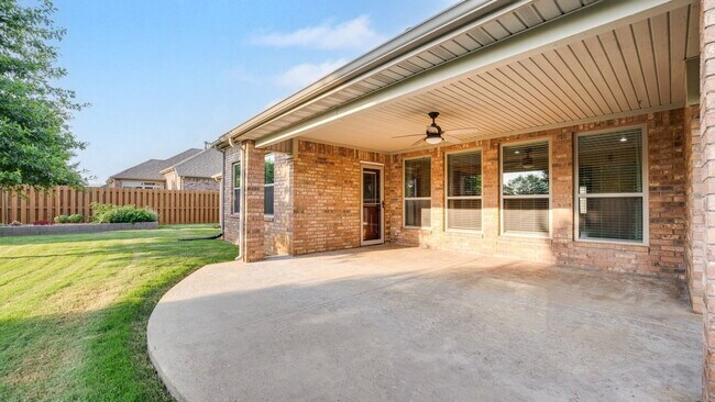 Building Photo - Beautiful 4BR Home in Riverwalk Farm Estates