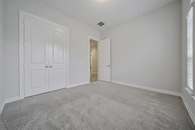 Building Photo - 3506 Gannan Lake Ct