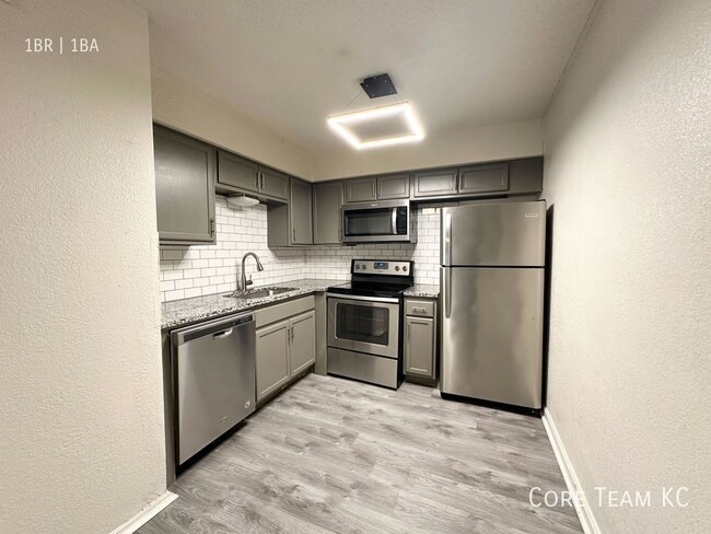 Building Photo - Large 1 bedroom in Midtown!