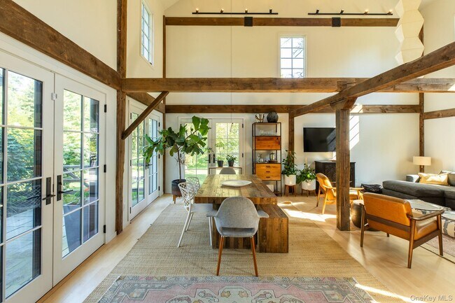 Building Photo - 4-6 Old Primrose Hill Rd