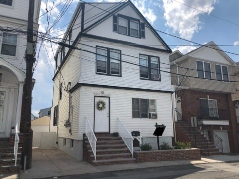 Building Photo - 24 Obrien Ct