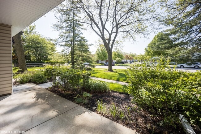 Building Photo - 411 Stevenson Pl