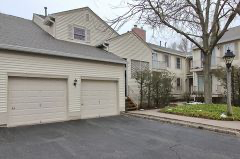 Building Photo - 65 Commonwealth Dr