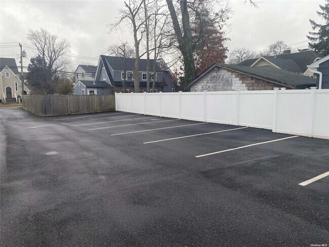 Building Photo - 107 Cooper St