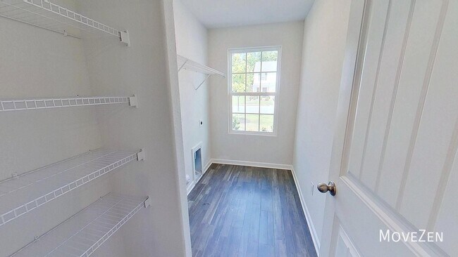 Building Photo - 4612 Hazelburn Dr