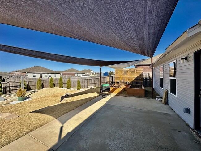 Building Photo - 6206 SW Warrington Rd