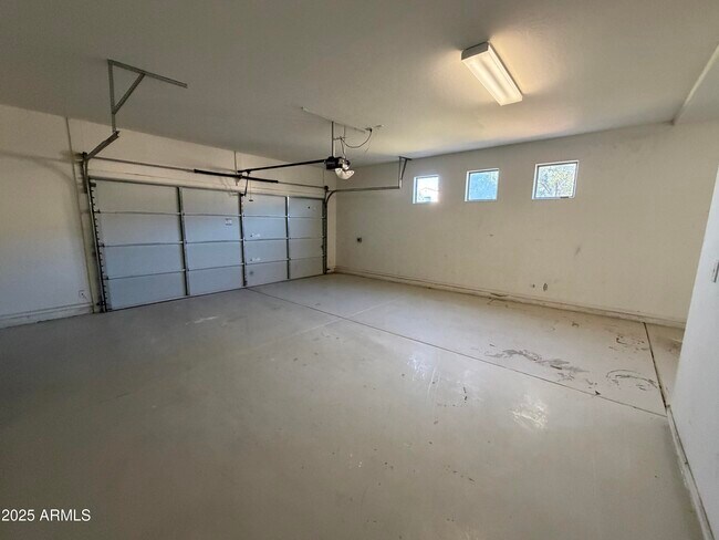 Building Photo - 6285 S Fawn Ct