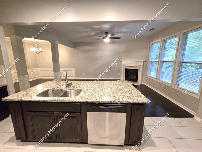 Building Photo - 2014 Ellison Way NW