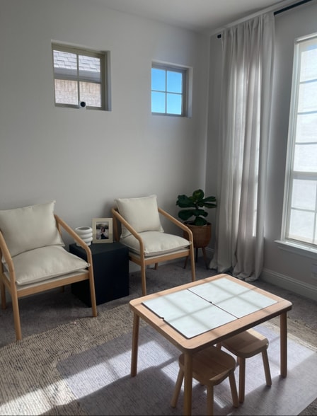 Building Photo - 531 Taylor Dr