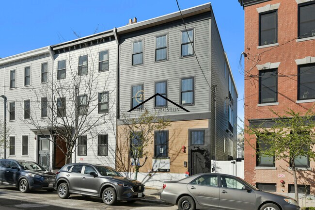 Building Photo - 280-282 Sumner Unit 3