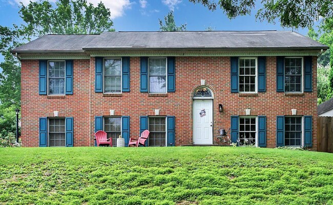 Primary Photo - 3 Bedroom House in Marysville