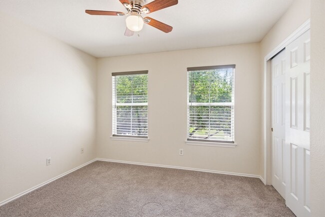 Building Photo - 14101 Harris Ridge Blvd