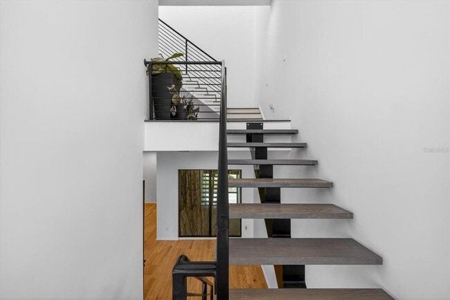 Building Photo - 94 W Davis Blvd