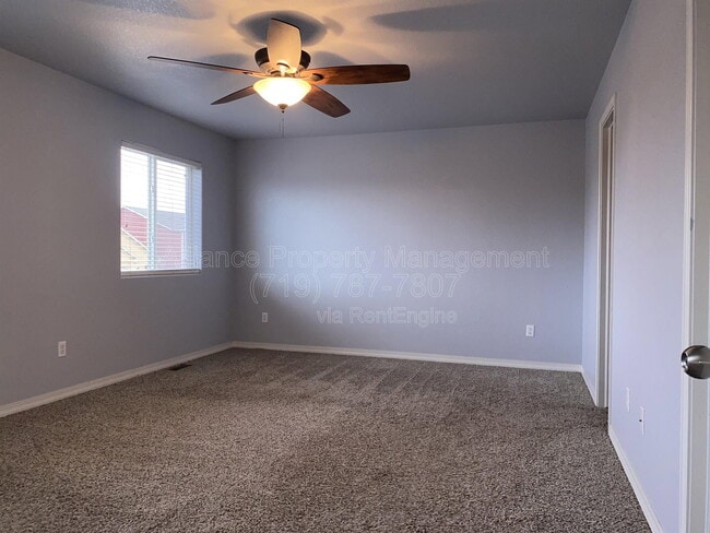Building Photo - 3875 Reindeer Cir