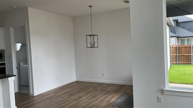 Building Photo - 728 Kendall Ln