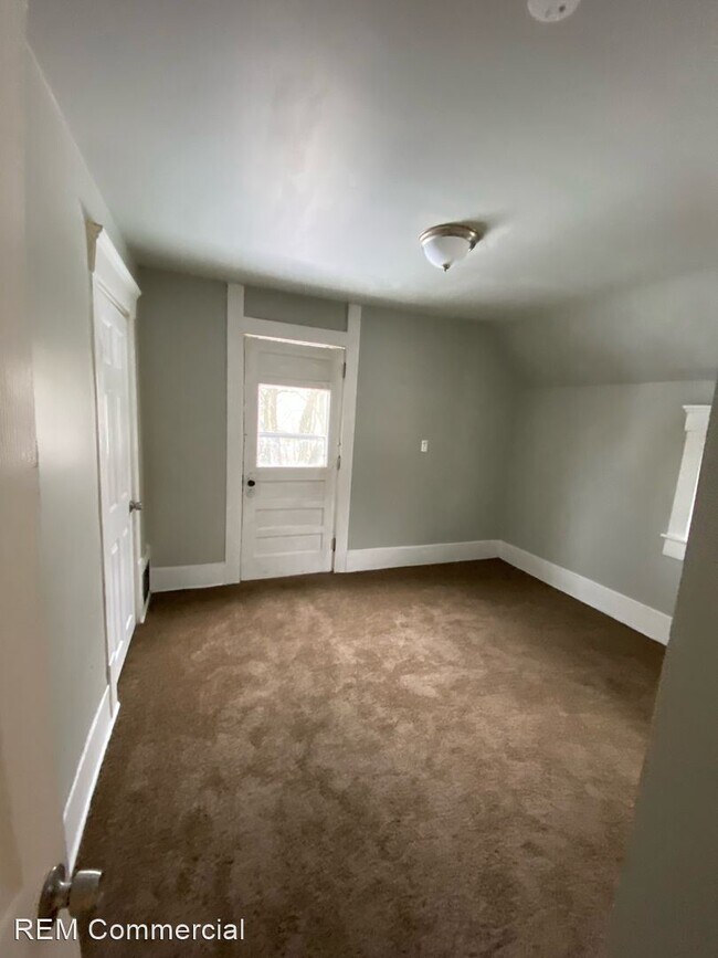 Building Photo - 3 br, 2 bath House - 336 N Adams Street