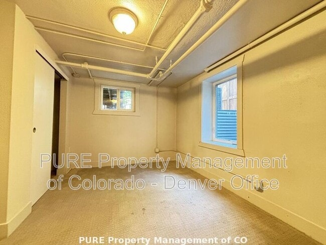 Building Photo - 1461 N Raleigh St