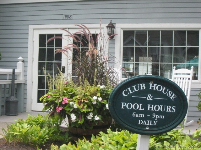 Building Photo - 1623 Old Pond Ln