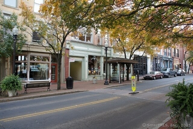 Building Photo - 125 Washington St