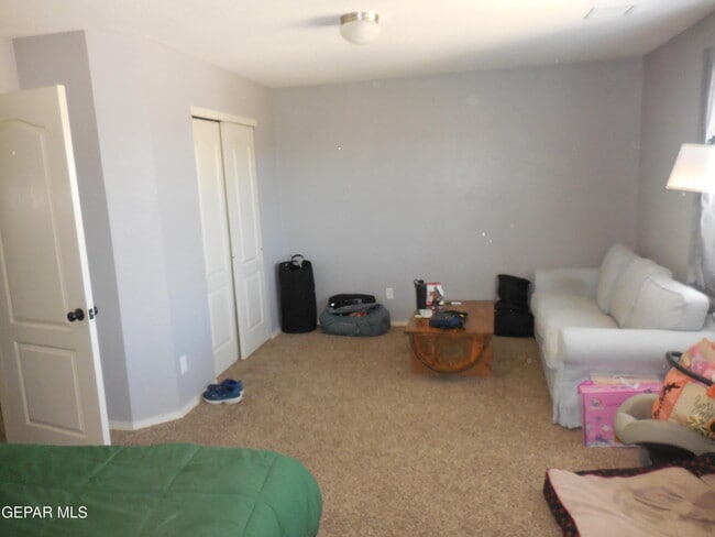 Building Photo - 7045 Eagle Nest Ct