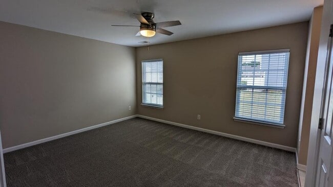 Building Photo - 11714 Stockdale Ct