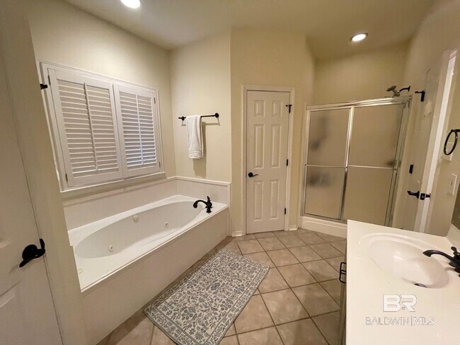 Building Photo - 31072 Oakleigh Dr