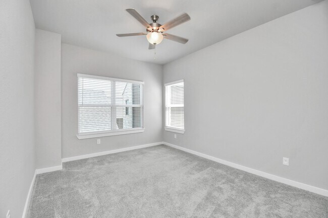 Building Photo - 23823 Cumberland Ridge Dr