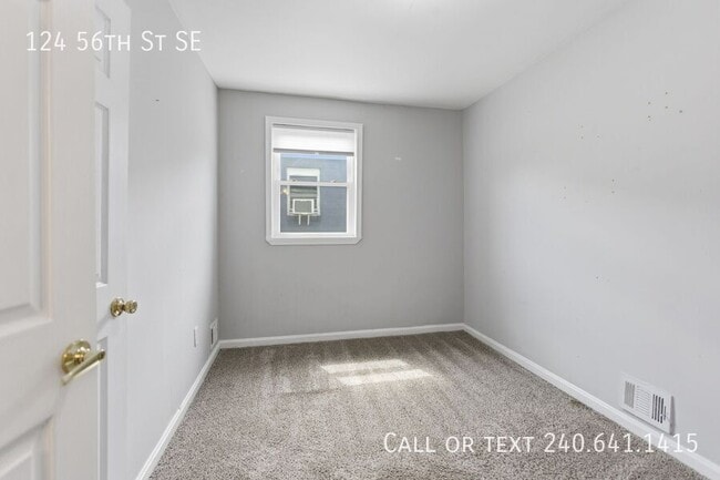 Building Photo - 124 56th St SE