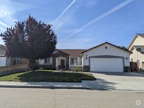 Building Photo - Nice, newer home in Fowler that offers a w...