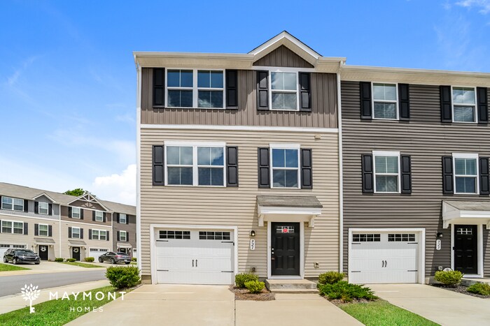 Primary Photo - 921 Taybyn Rd