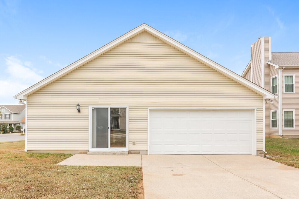 Building Photo - 179 Sophie Dr