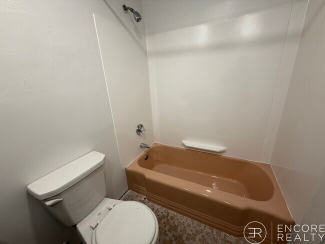 Building Photo - 33 Lancaster Terrace