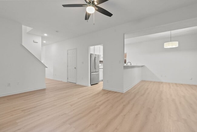 Building Photo - Modern Coastal Living in the Heart of Virginia Beach