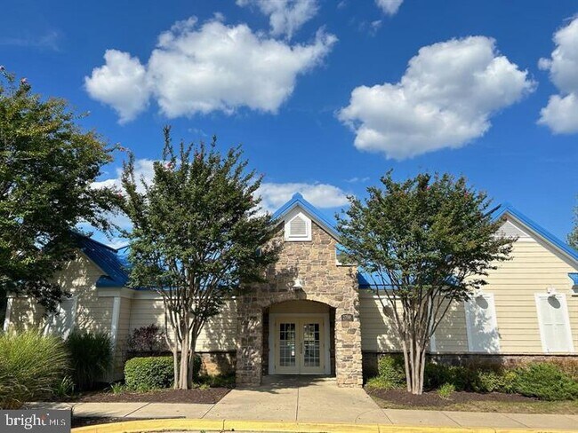 Building Photo - 2495 Amber Orchard Ct