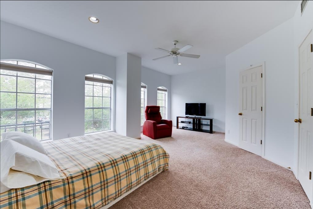 Building Photo - 2307 Huldy St