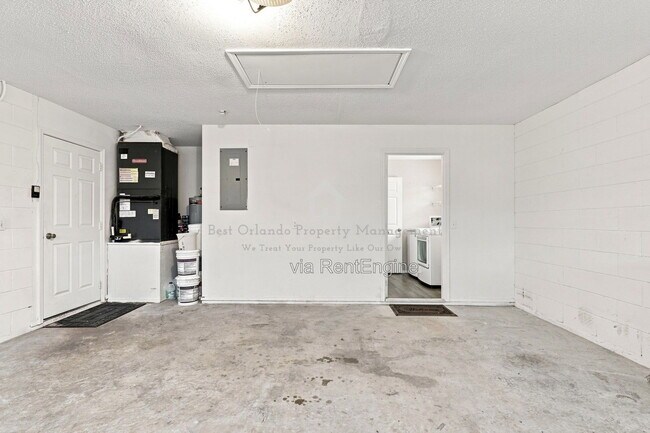 Building Photo - 12827 Downstream Cir