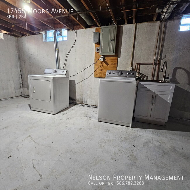 Building Photo - 17455 Moors Ave