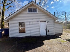 Building Photo - Renovated 1 Bedroom 1 Bath Loft for Rent!!