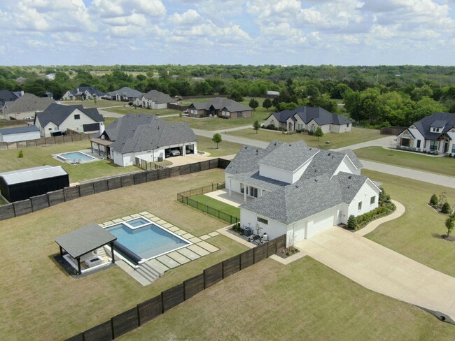 Building Photo - 140 Farish Ln