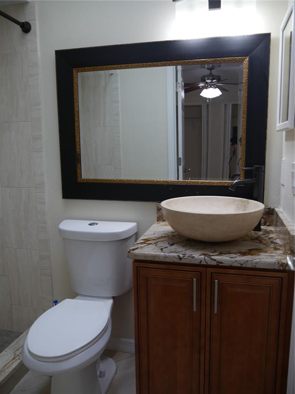 Building Photo - 3026 Vinson Ave