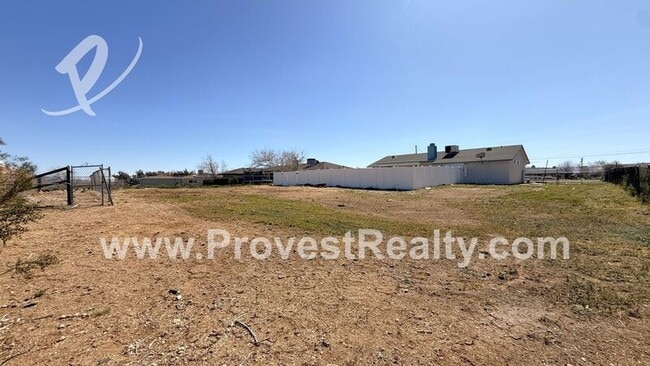 Building Photo - 17820 Manzanita St