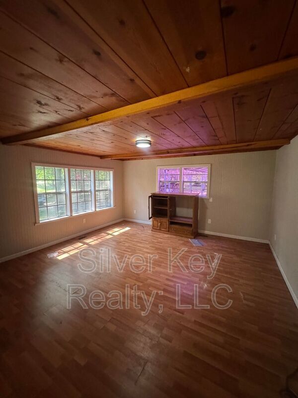 Building Photo - 4878 Cottonport Rd