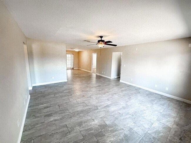 Building Photo - 13670 Highland Rd