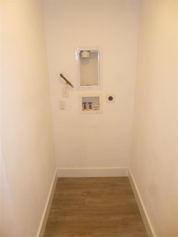 Building Photo - 7503 Eastcrest Dr