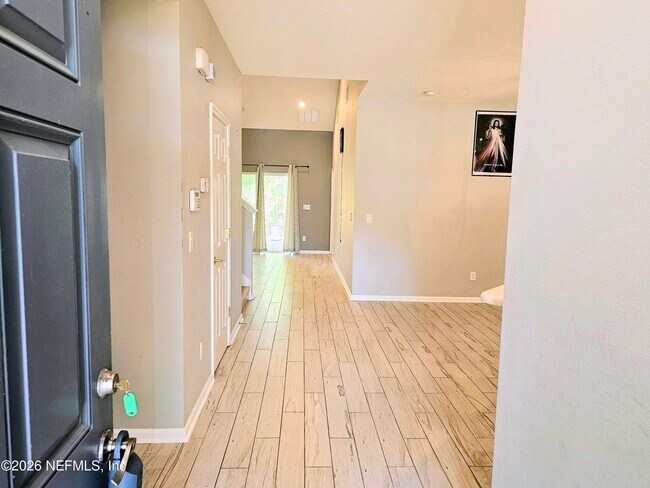 Building Photo - 535 Wooded Crossing Cir