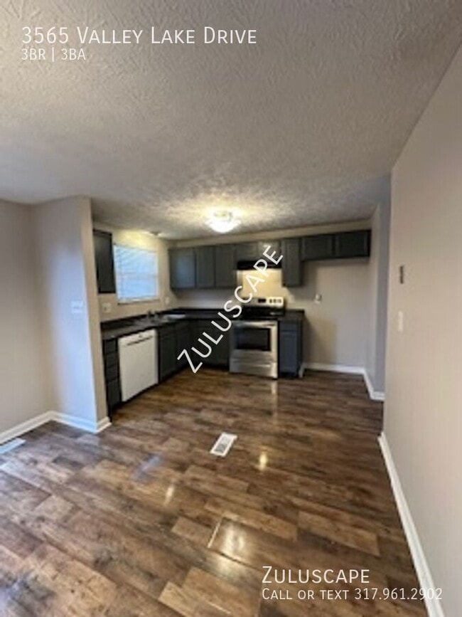 Building Photo - 3565 Valley Lake Dr